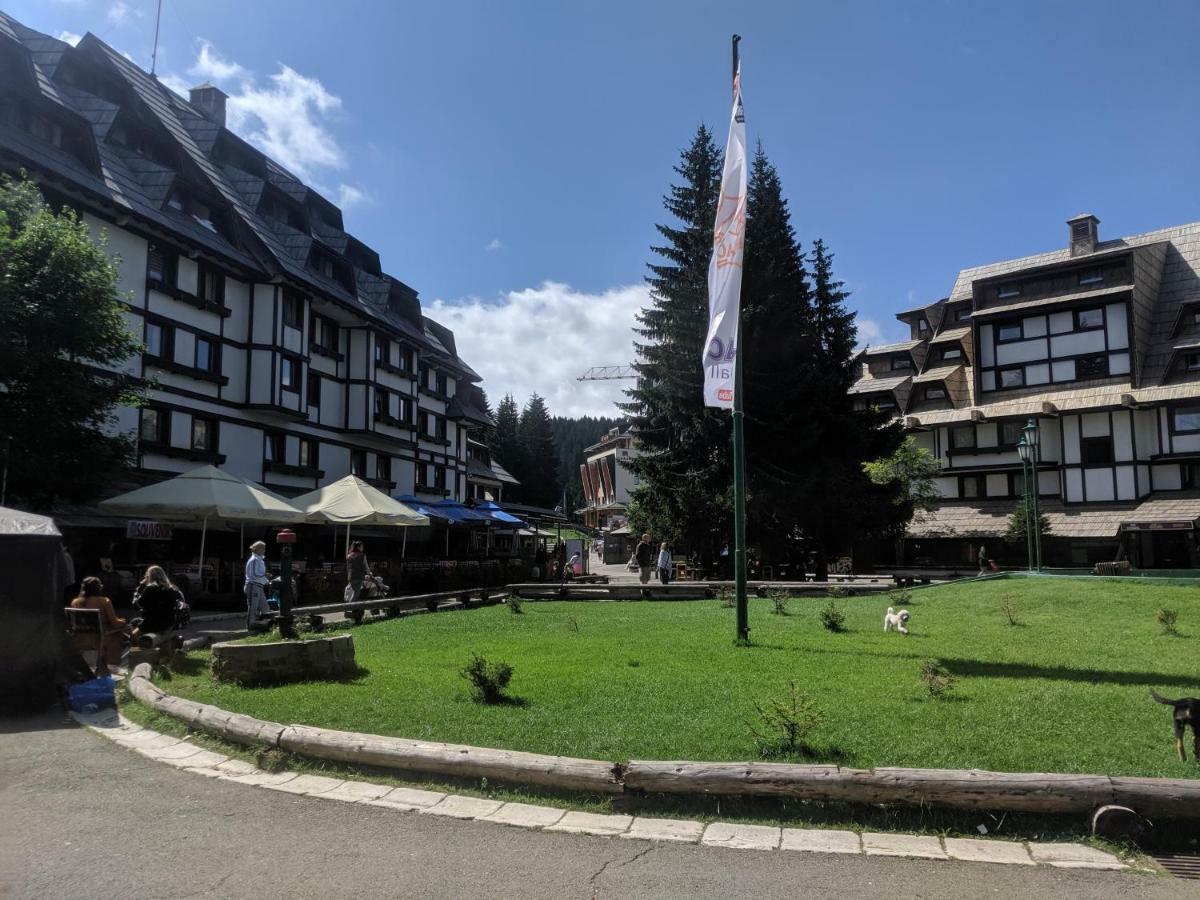 Kopaonik011 Konaci&Woodside Apartments Bagian luar foto